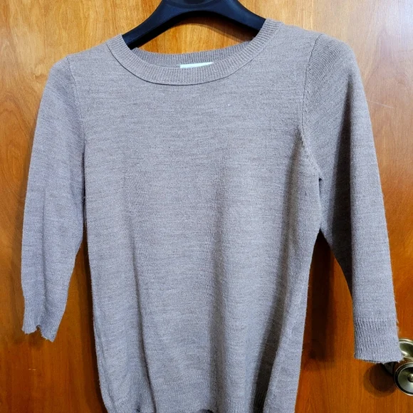 New York & Co. Sweater, like New, brown, three quarter sleeves. See pics! - Picture 1 of 4